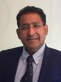 Meet Mr. John Mathew: Leading Consultant Oncoplastic Breast Surgeon at Fitzwilliam Hospital